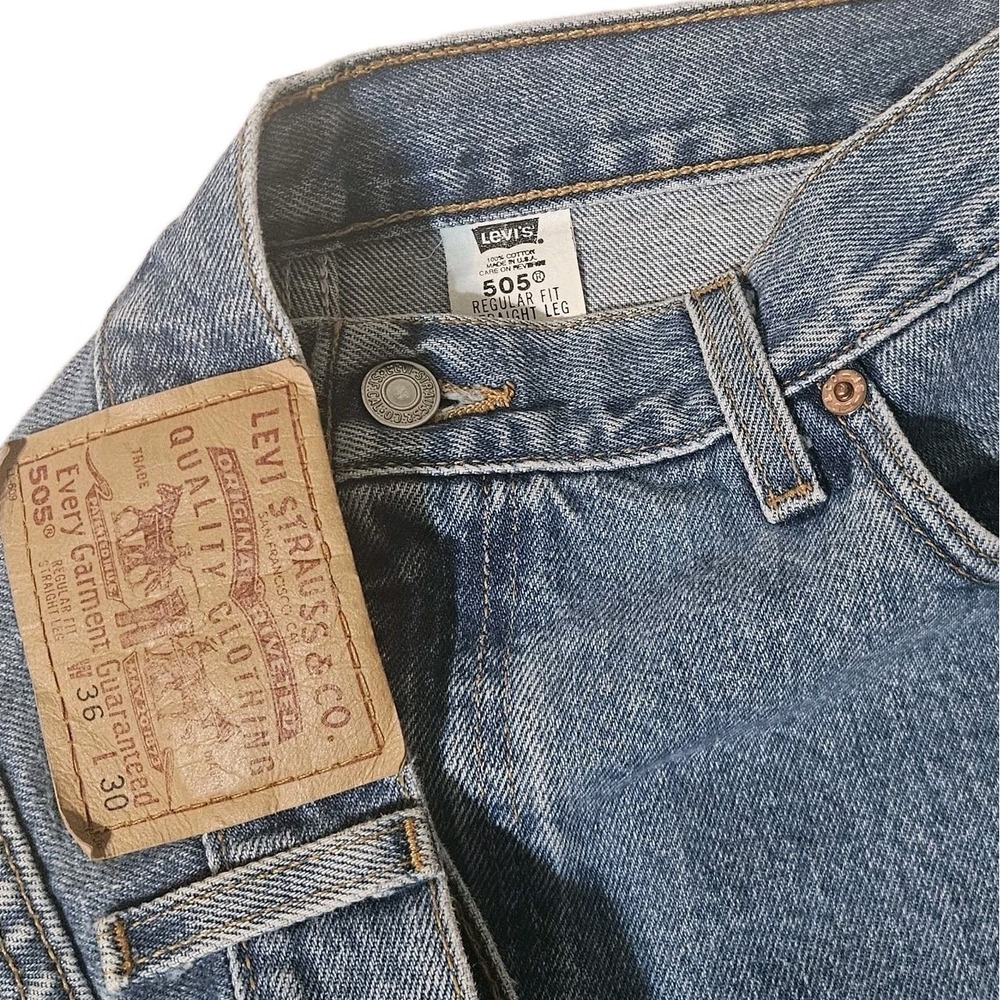 VTG Levis 505 Jeans Men's 34X30 Y2K Light Wash Denim MADE IN USA - Picture 6 of 13
